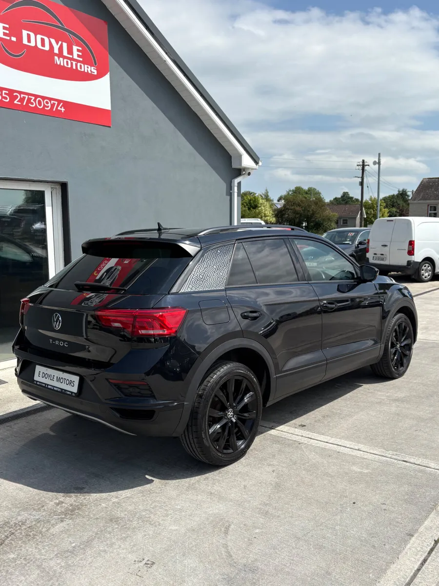Volkswagen T-Roc 2021 Black Edition - Image 3