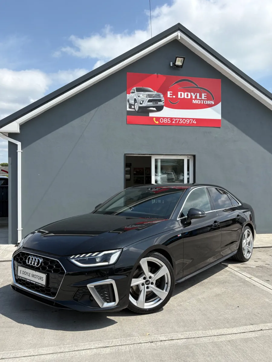 Audi A4 2022 Sline 2.0 - Image 2