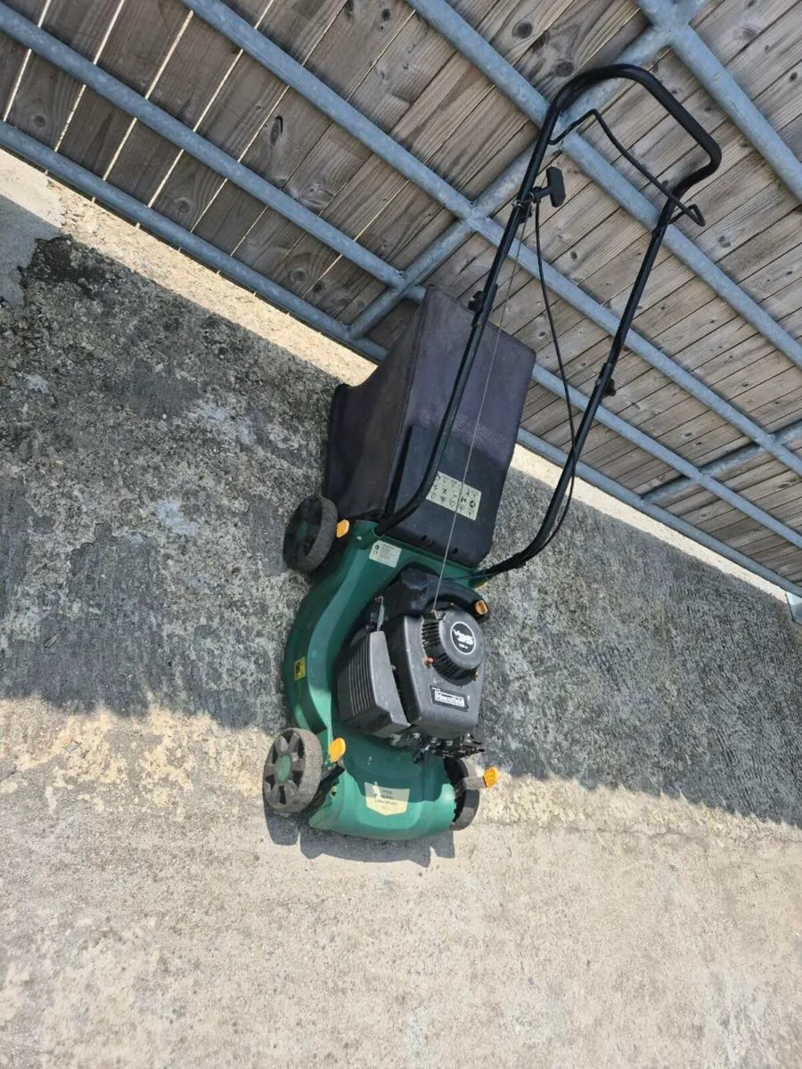 Mountfield push lawnmower - Image 3