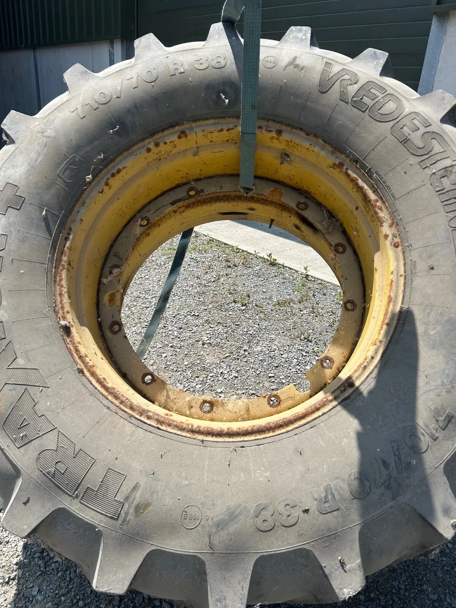 Tractor - Image 3