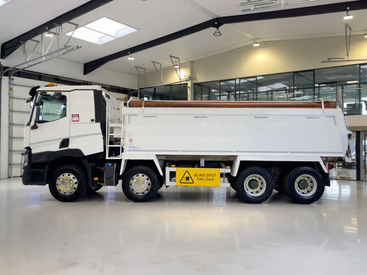 2018 (18) RENAULT C 460 8X4 TAR SPEC TIPPER - Image 4