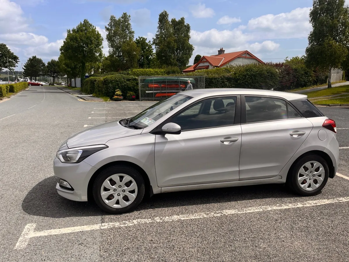 hyundai I 20 - Image 2