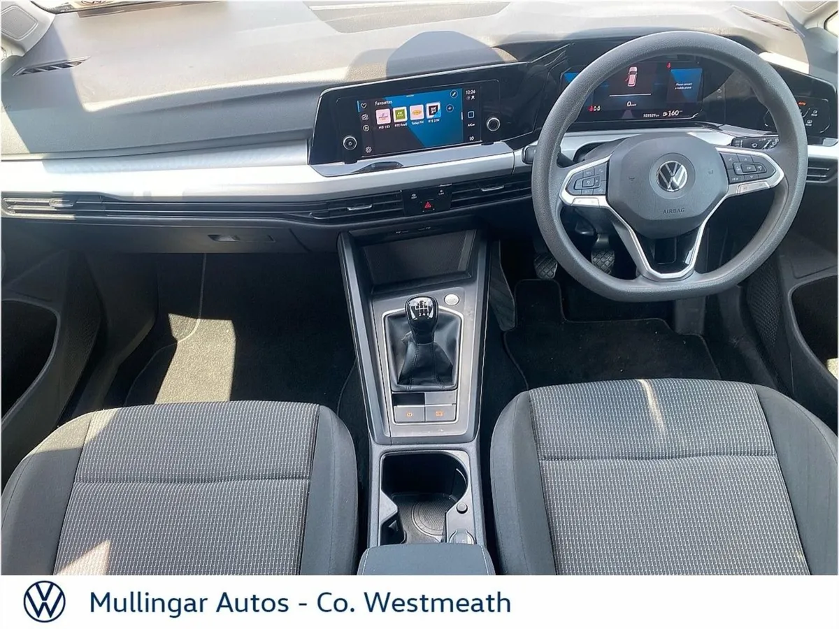 Volkswagen Golf 2.0 TDI 115HP - Image 2