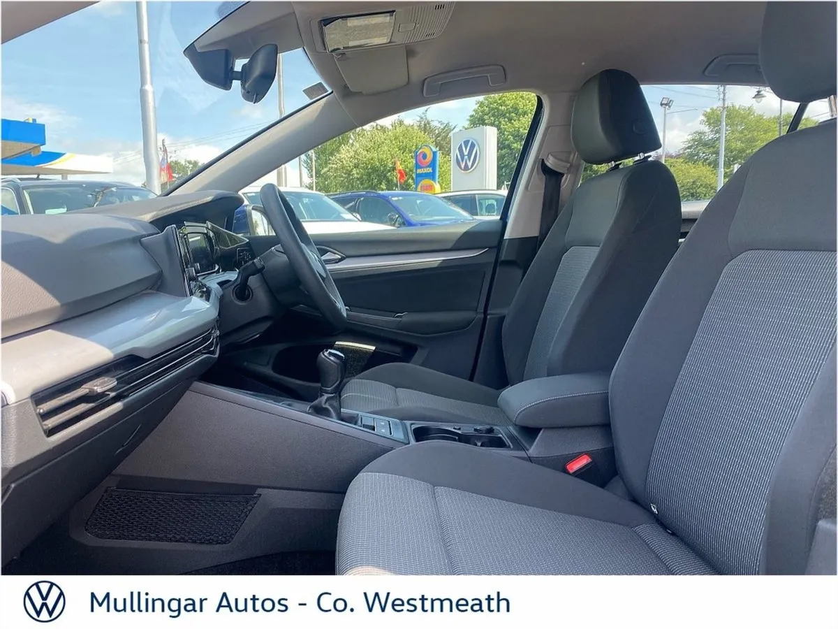 Volkswagen Golf 2.0 TDI 115HP - Image 4