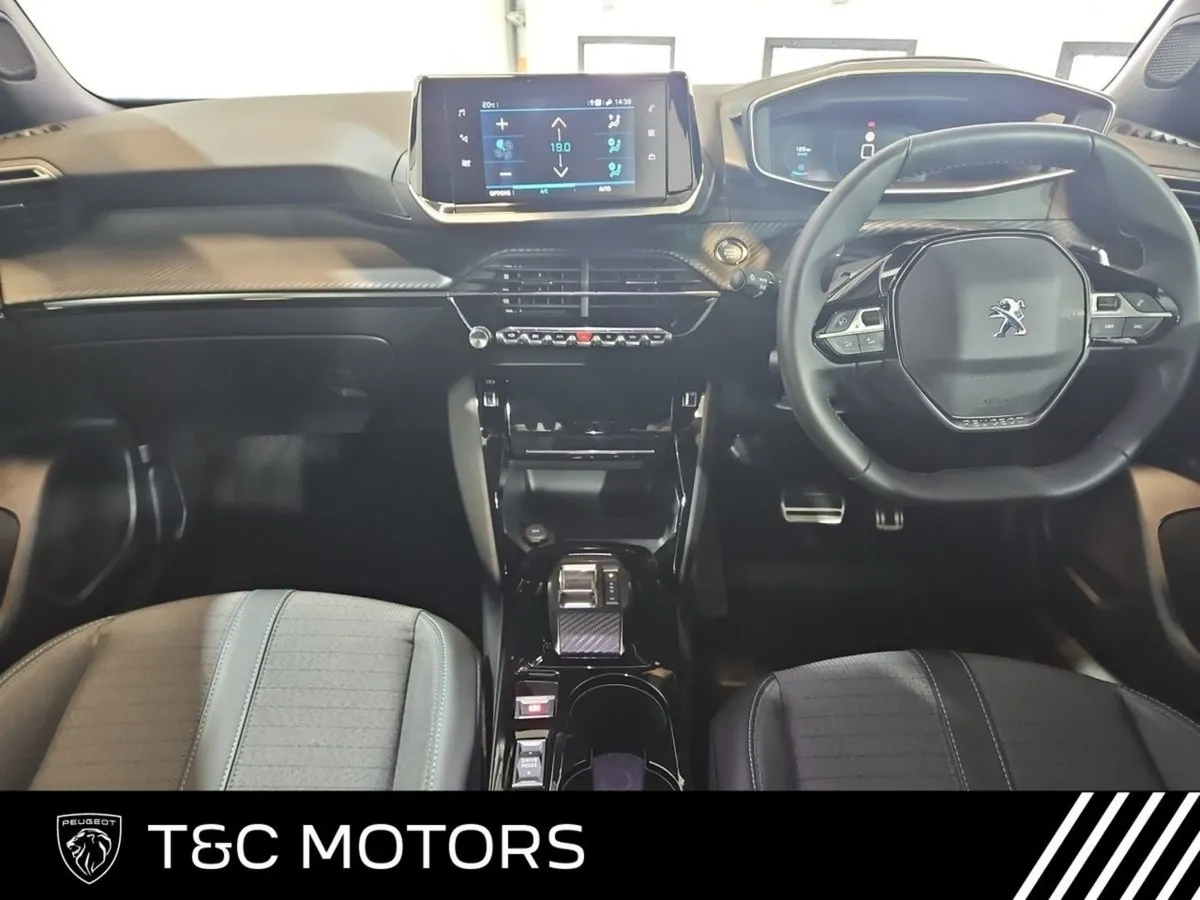 Peugeot 2008 Automatic 8 Speed  130 Bhp  Reversin - Image 2