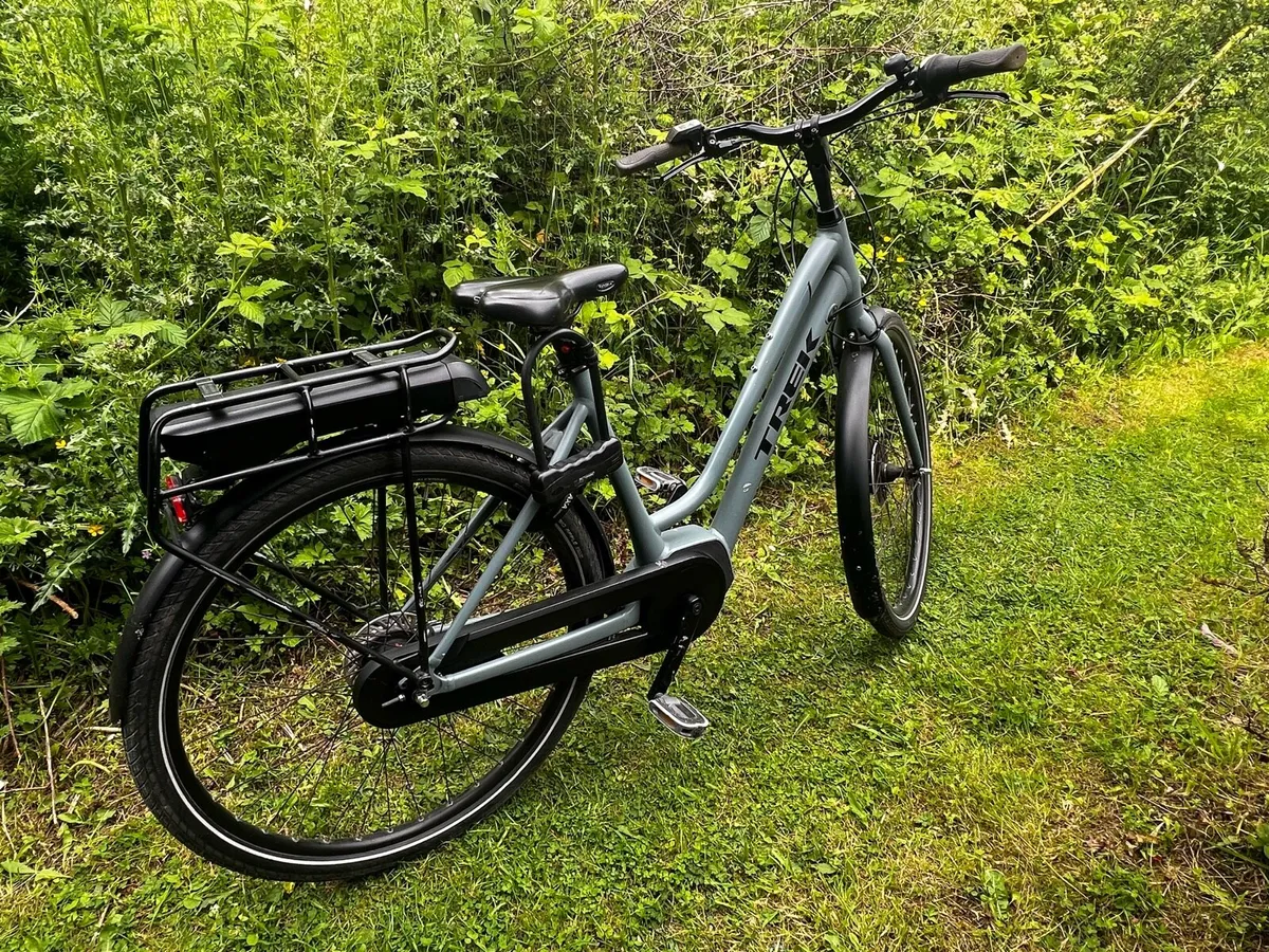 Trek low step Ebike - Image 2