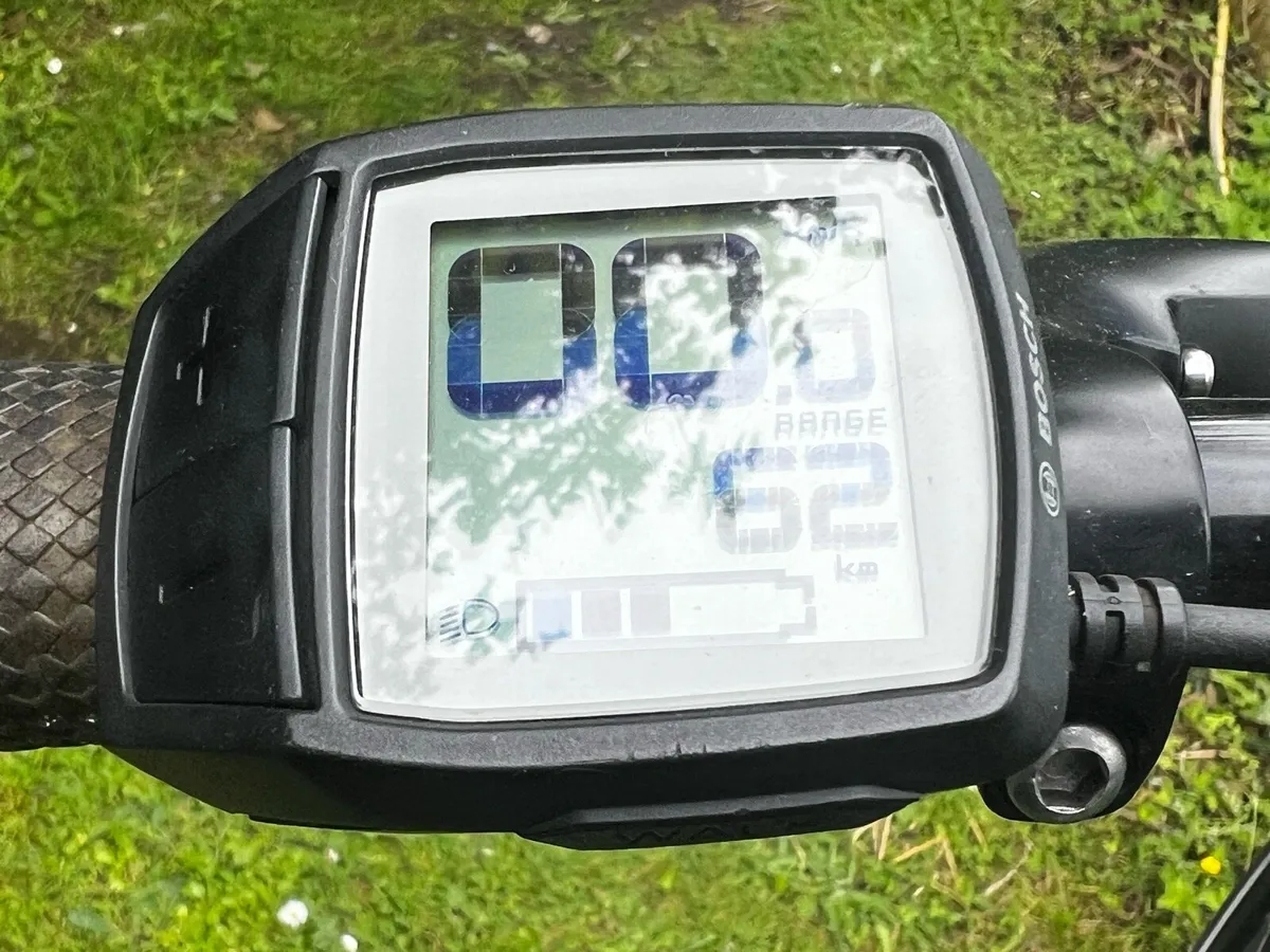 Trek low step Ebike - Image 4