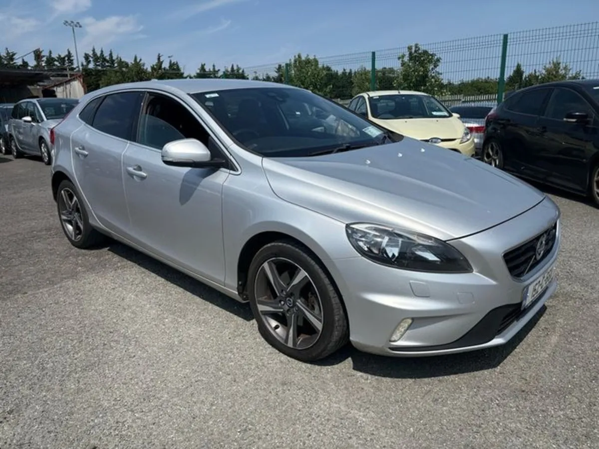 2015 Volvo V40 R-Design 1.6L Diesel New NCT 02/26 - Image 1