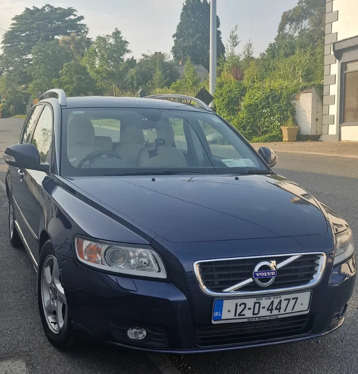 Volvo V50 cream leather - Image 1