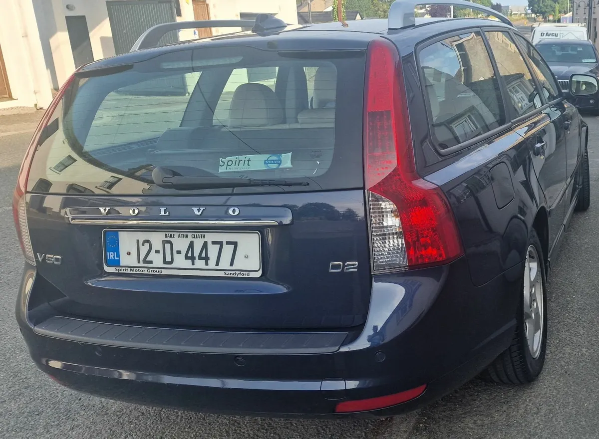 Volvo V50 cream leather - Image 2
