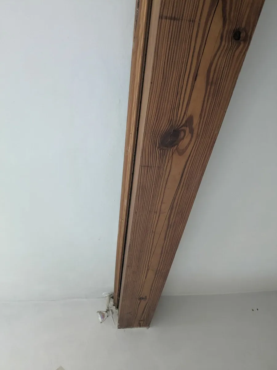 Pitch pine beam - Image 4