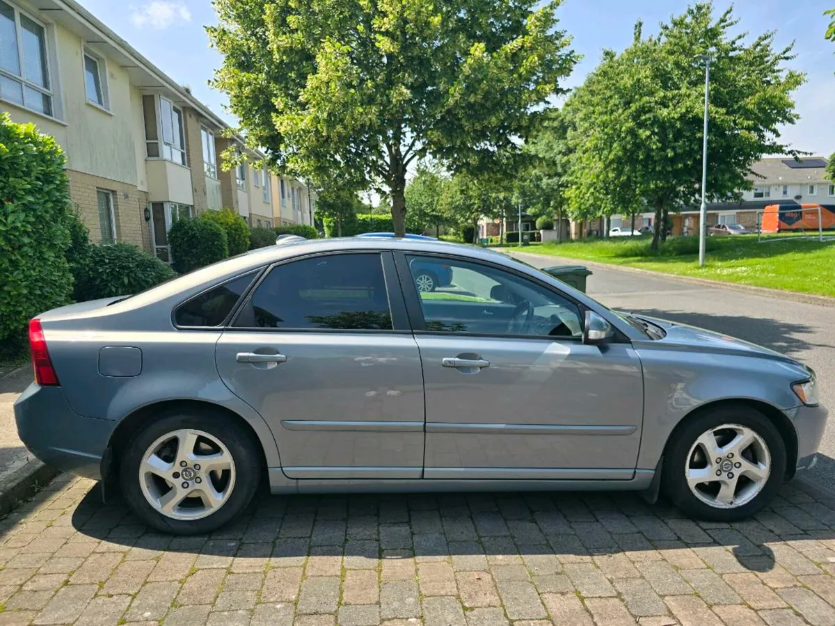 Volvo s40 - Image 1