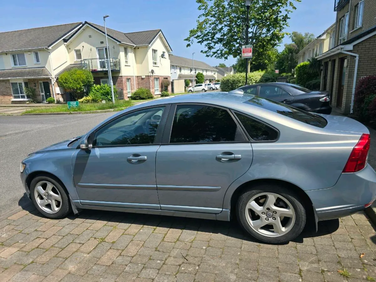 Volvo s40 - Image 2