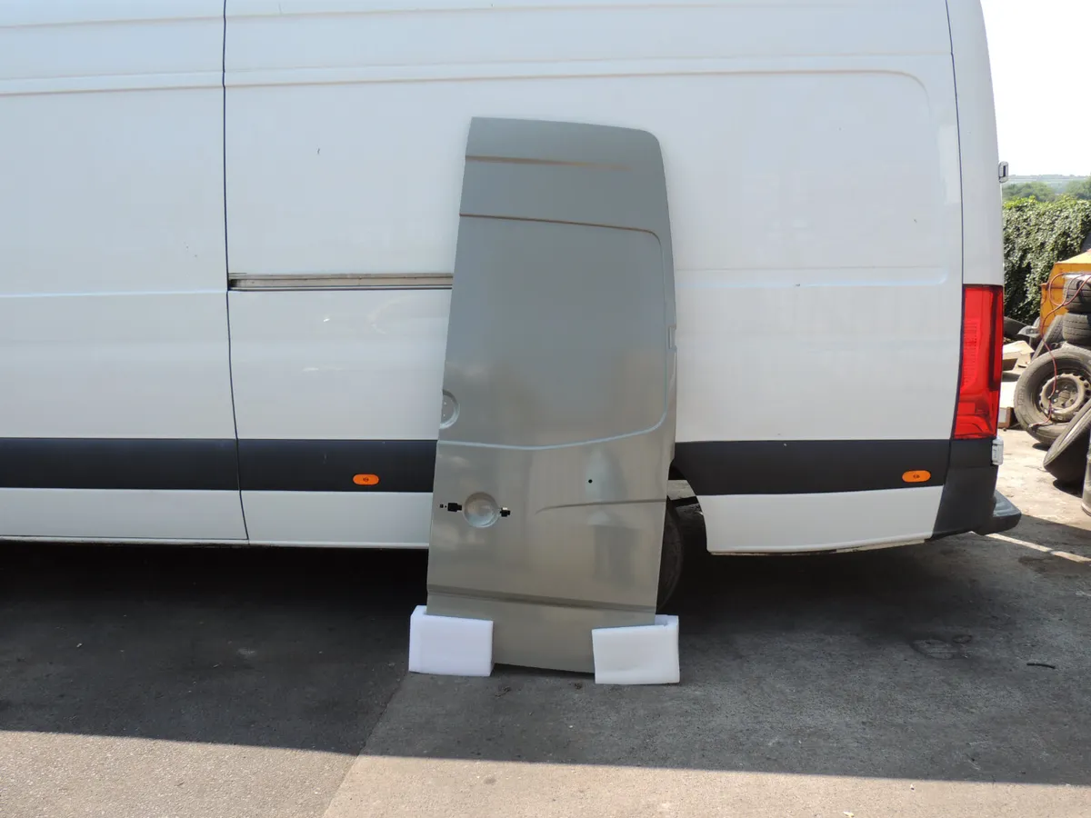 Mercedes-Benz Sprinter 2020 - Image 2