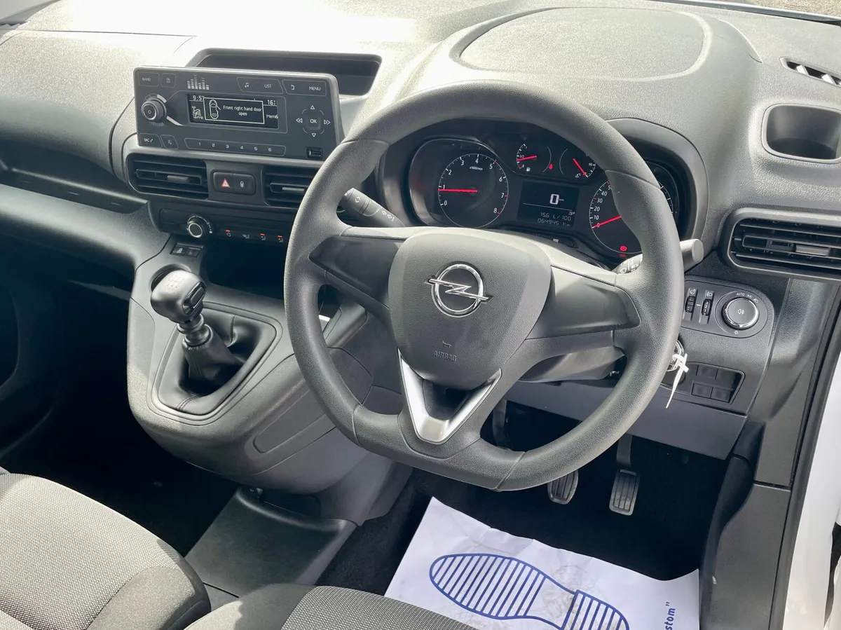Opel Combo L1H1 1.5 CDTI 100PS SWB,2022 - Image 3
