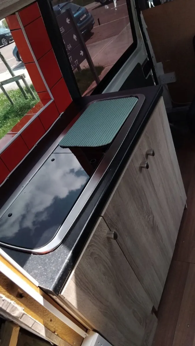 Campervan - Image 4