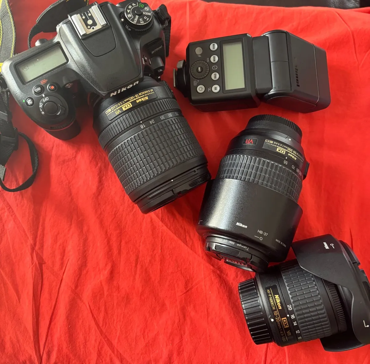 Camera Nikon D7500 + Lenses - Image 1