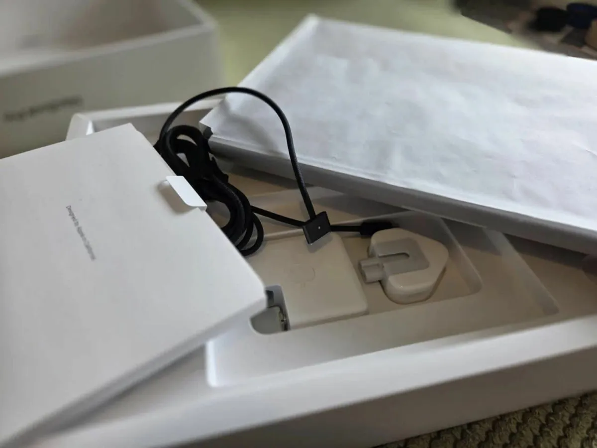 Apple MacBook Pro 14" (512GB SSD, M3 Pro, 18GB) - Image 3