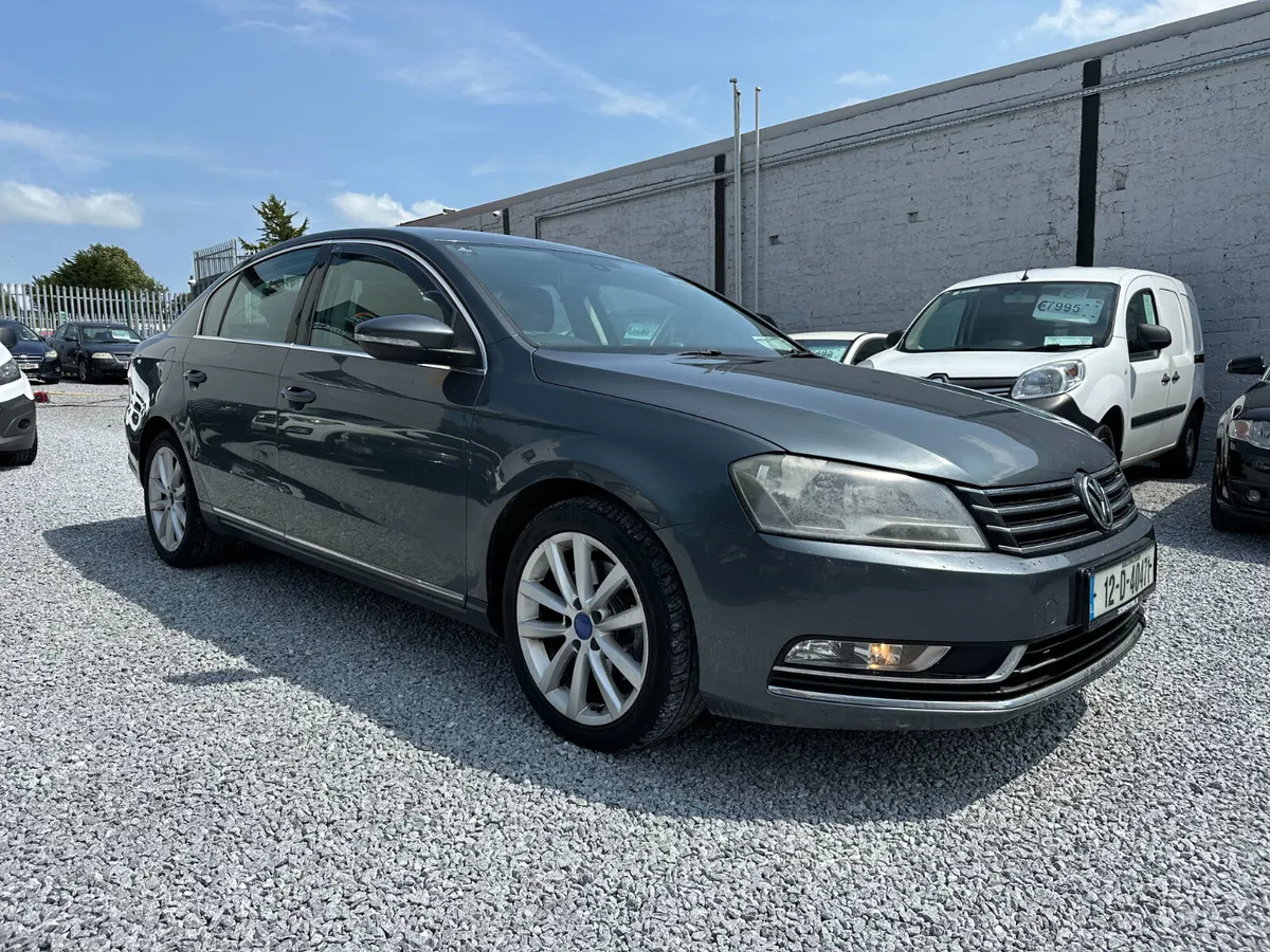 2012 Volkswagen Passat 1.6 TDI Highline BMT M6F - Image 1