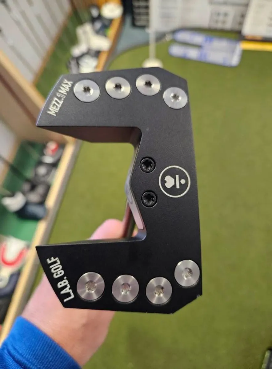 Lab Mezz.1 Max Putter - Image 1