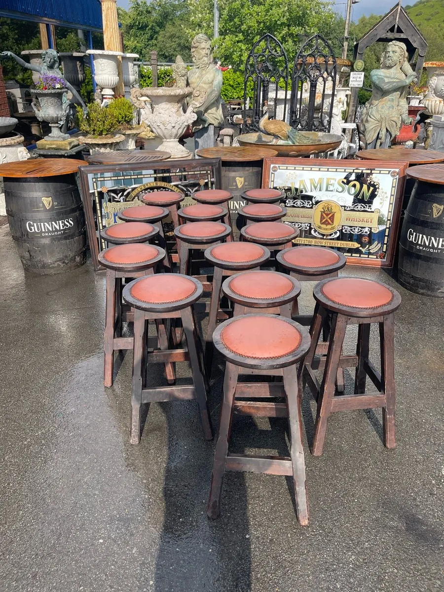 16 Bar stools - Image 2