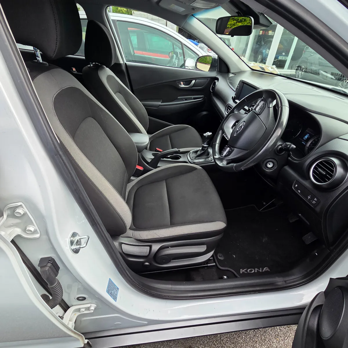 Hyundai KONA 2018 1.0  Executive - Image 4