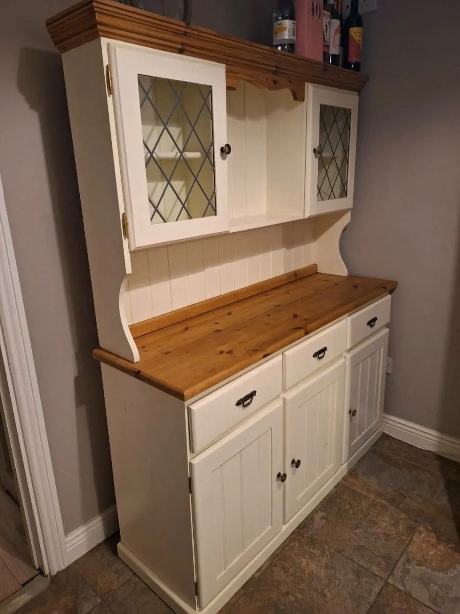 Kitchen Unit - Image 1