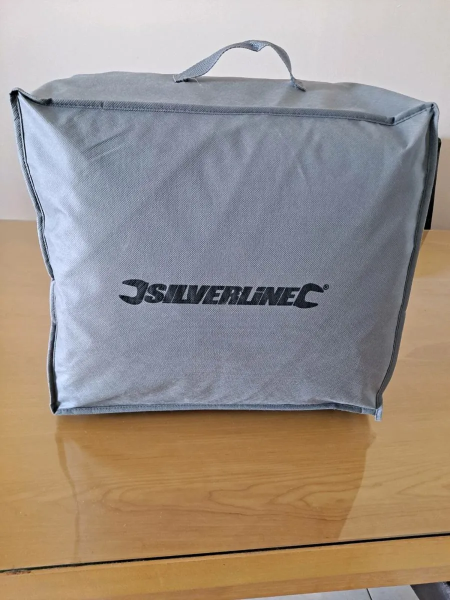 Suv Sliverline Car Cover - Image 1