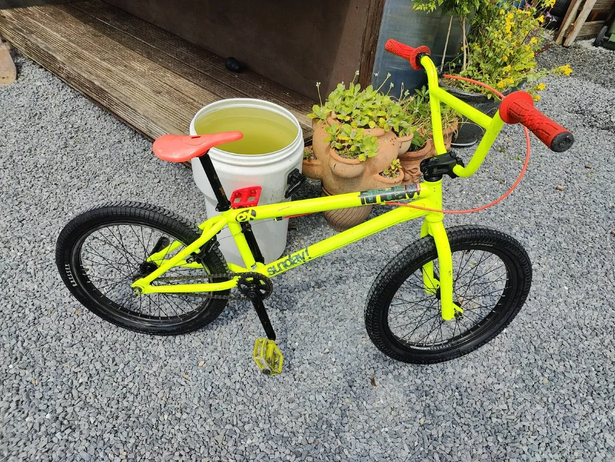 SUNDAY EX BMX - Image 1