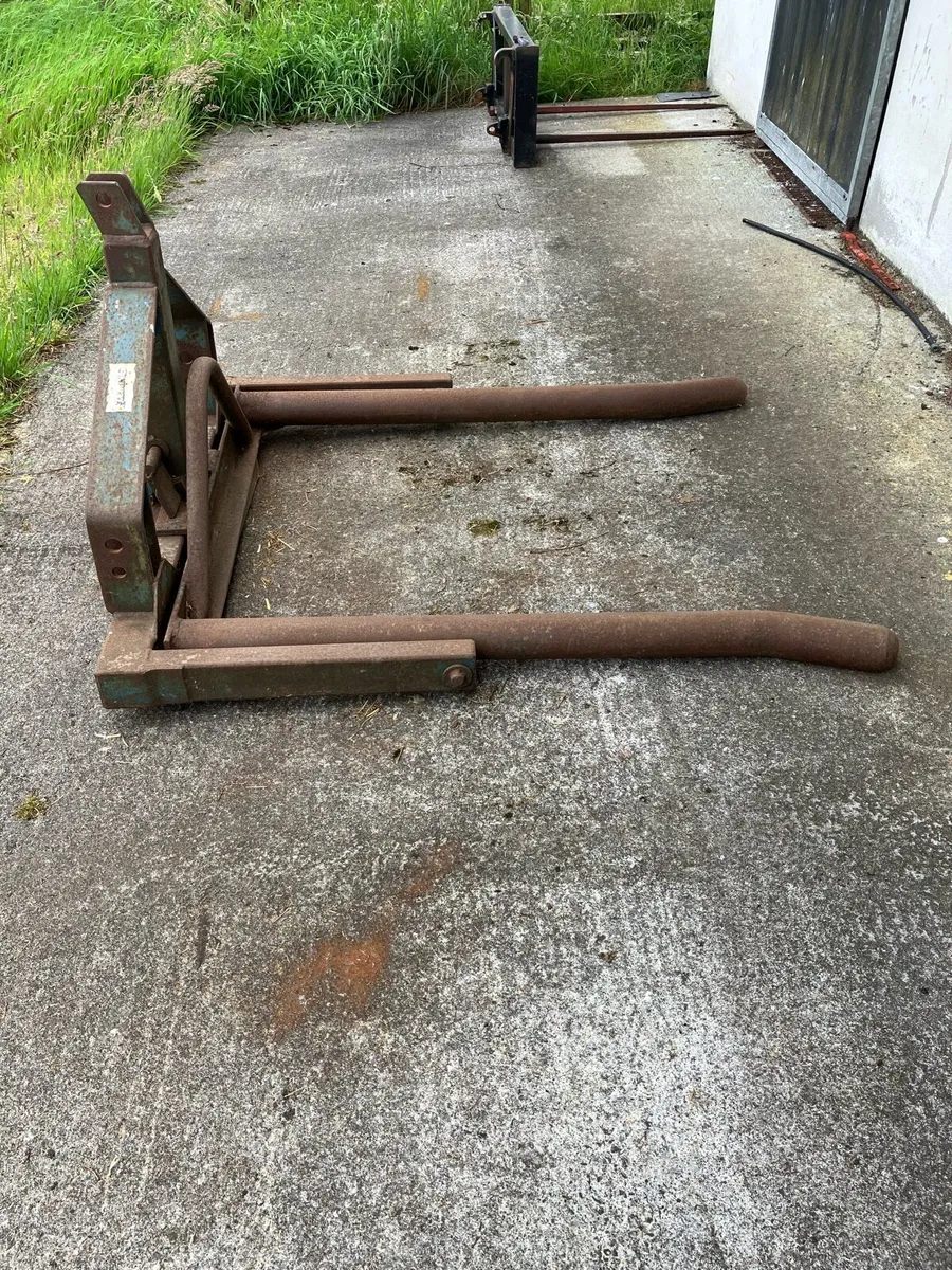 Bale Handler - Image 2