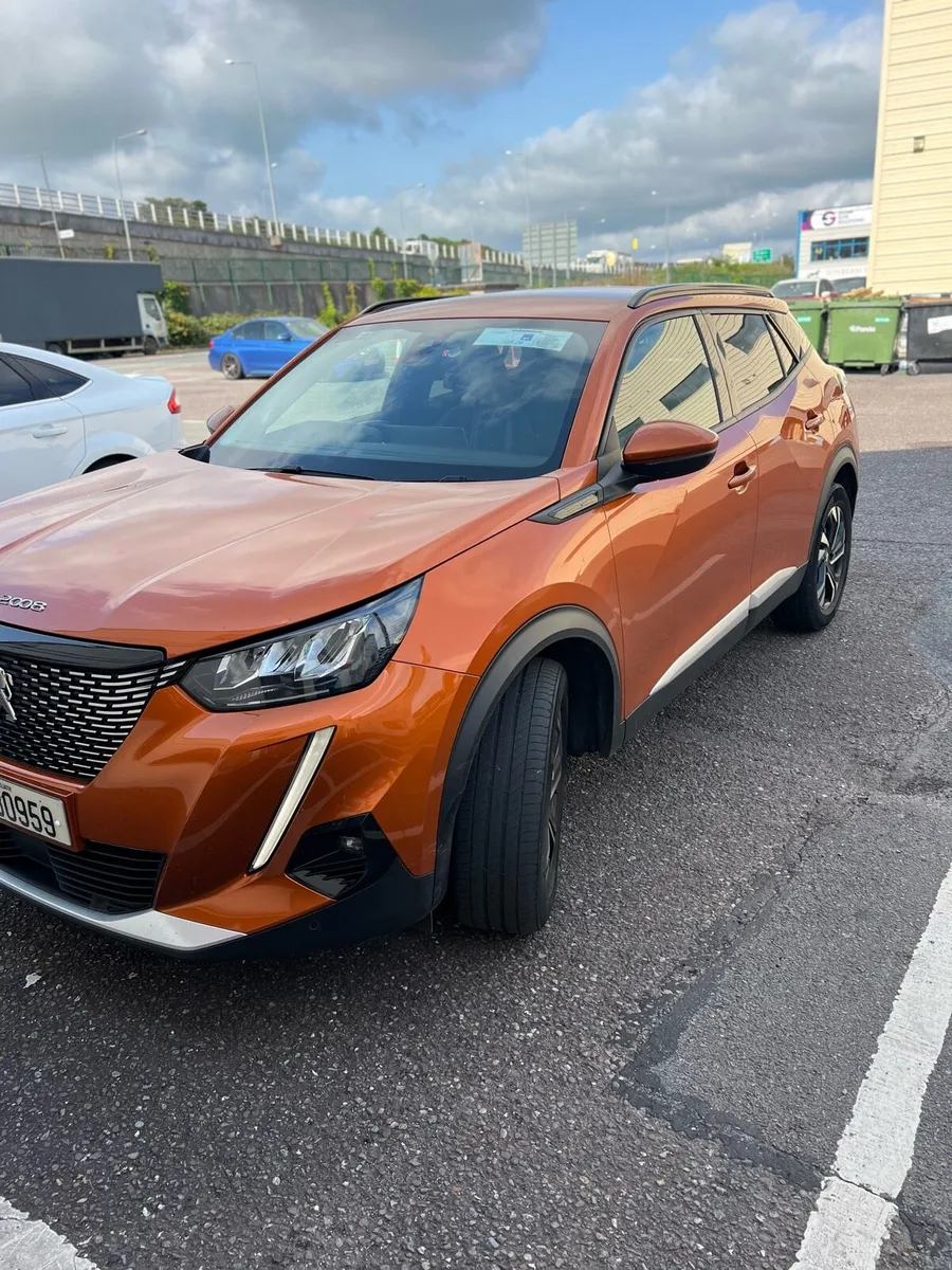 Peugeot 2008 Allure Puretech - Image 2