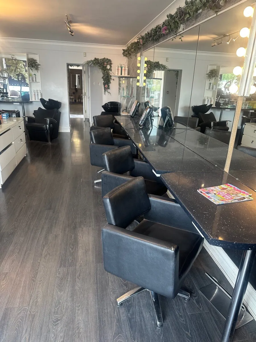 Hair salon equipment - Image 4