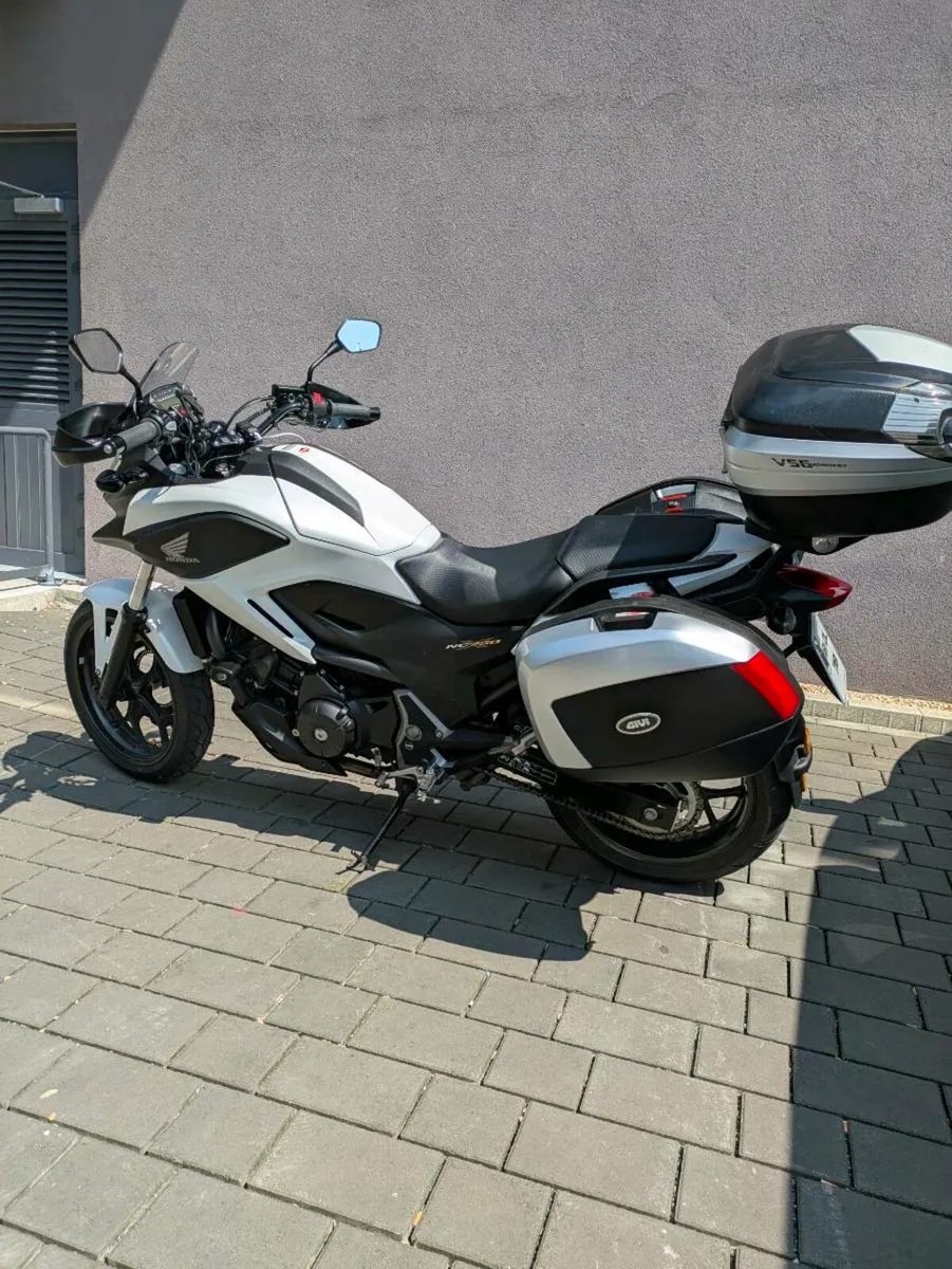 Honda 750 - Image 2