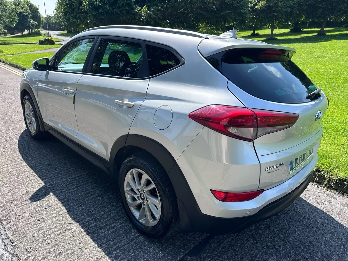 2016 Hyundai Tucson Full Leathers 1 Owner - Image 4