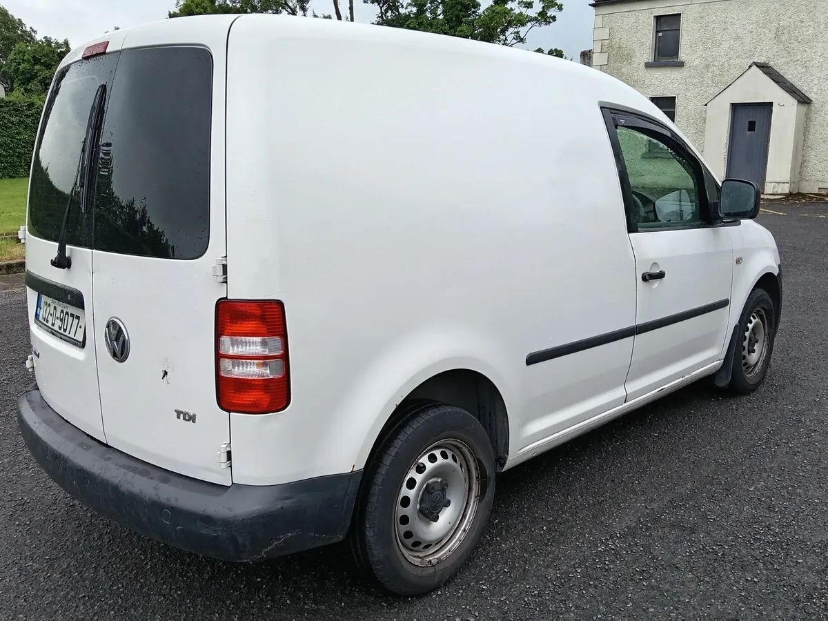 Volkswagen Caddy 2013 - Image 4