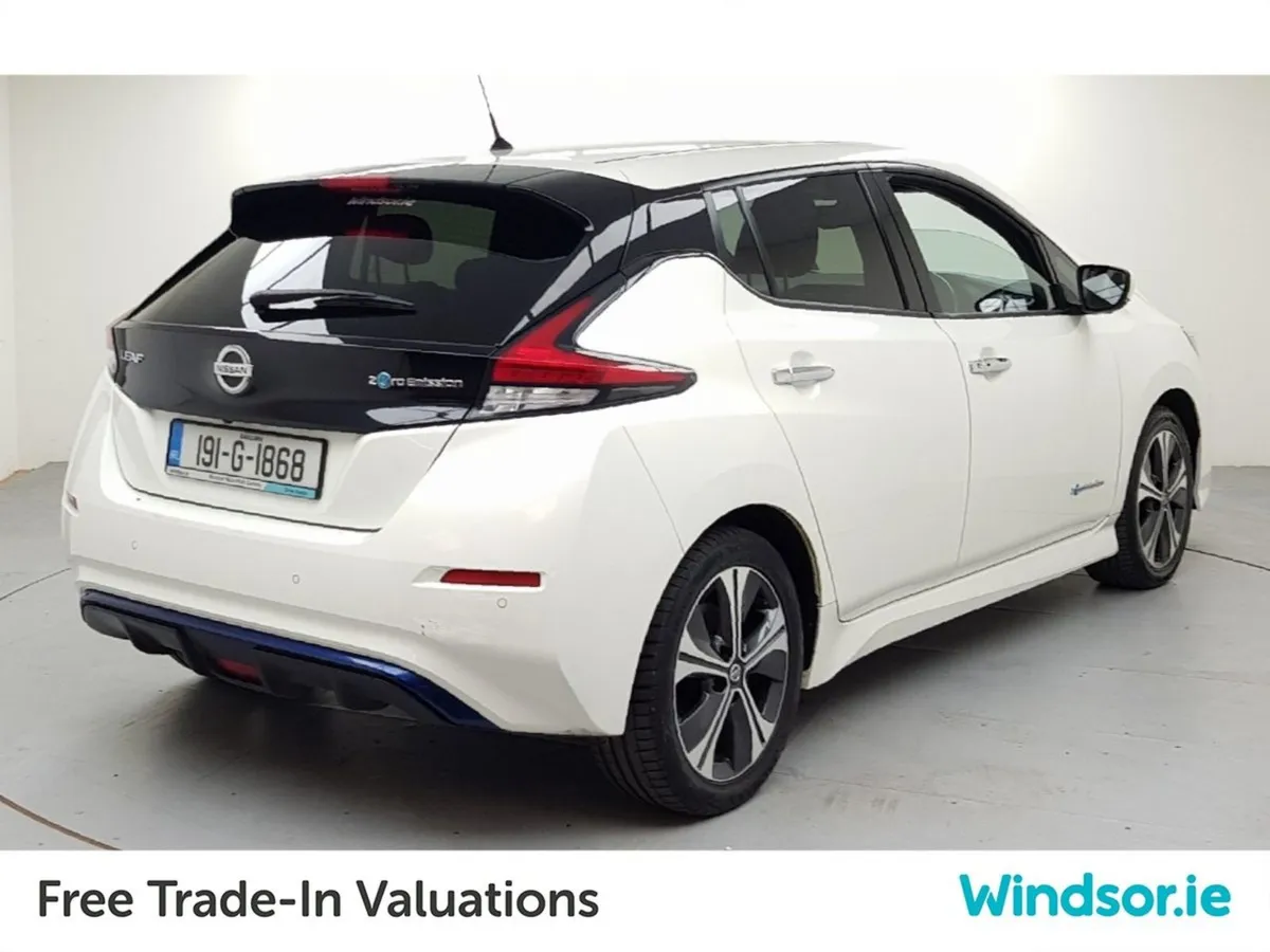 Nissan Leaf Leaf SV Premium 40 kWh - Image 4