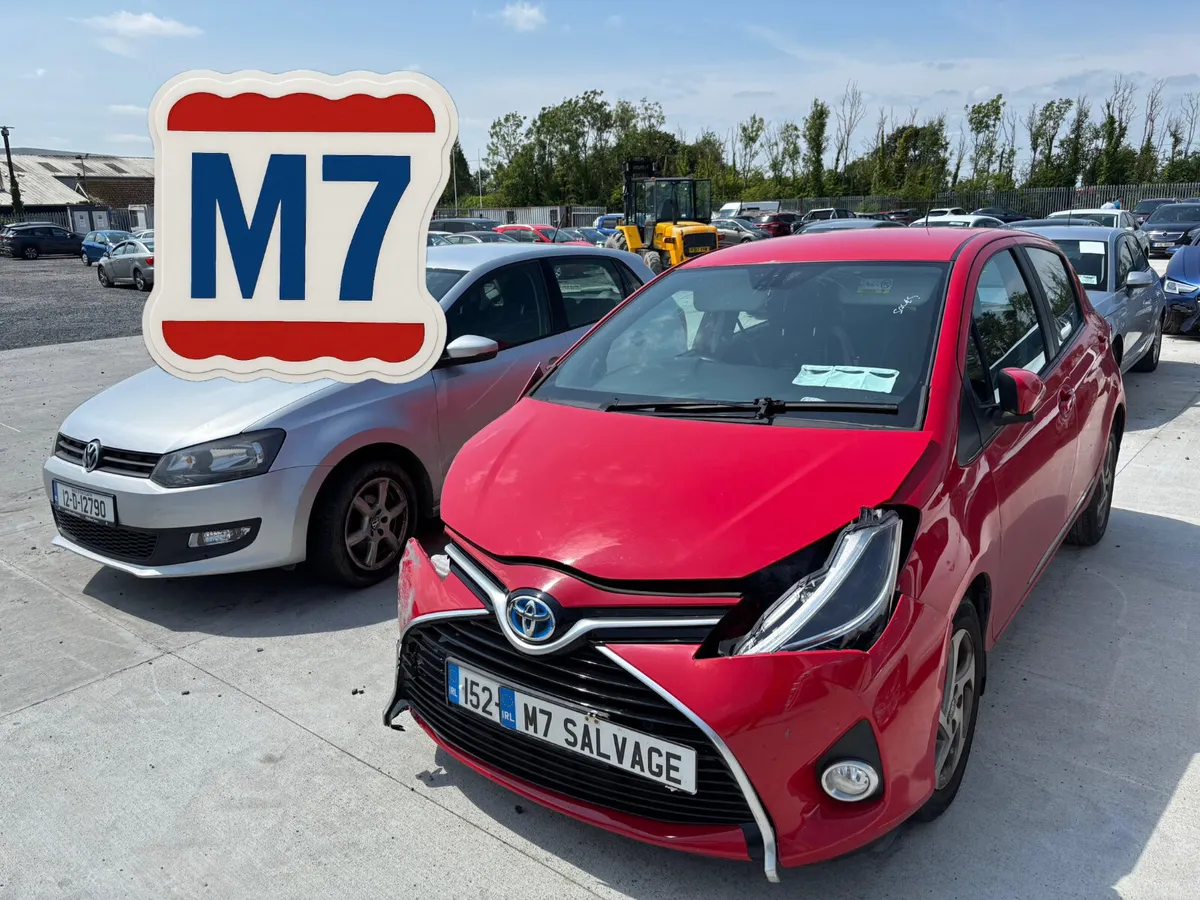 15 Yaris Hybrid Only 45k miles Sarting - Image 1