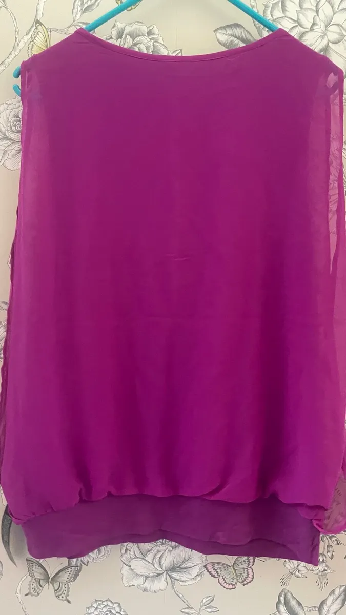 New women’s top 16 - Image 2
