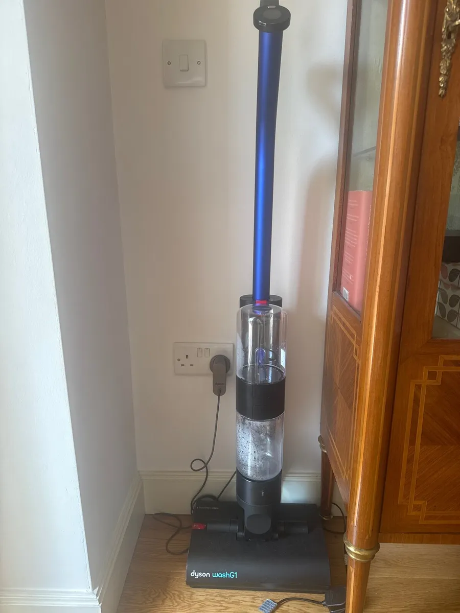 Dyson WashG1 wet floor cleaner brand new - Image 3
