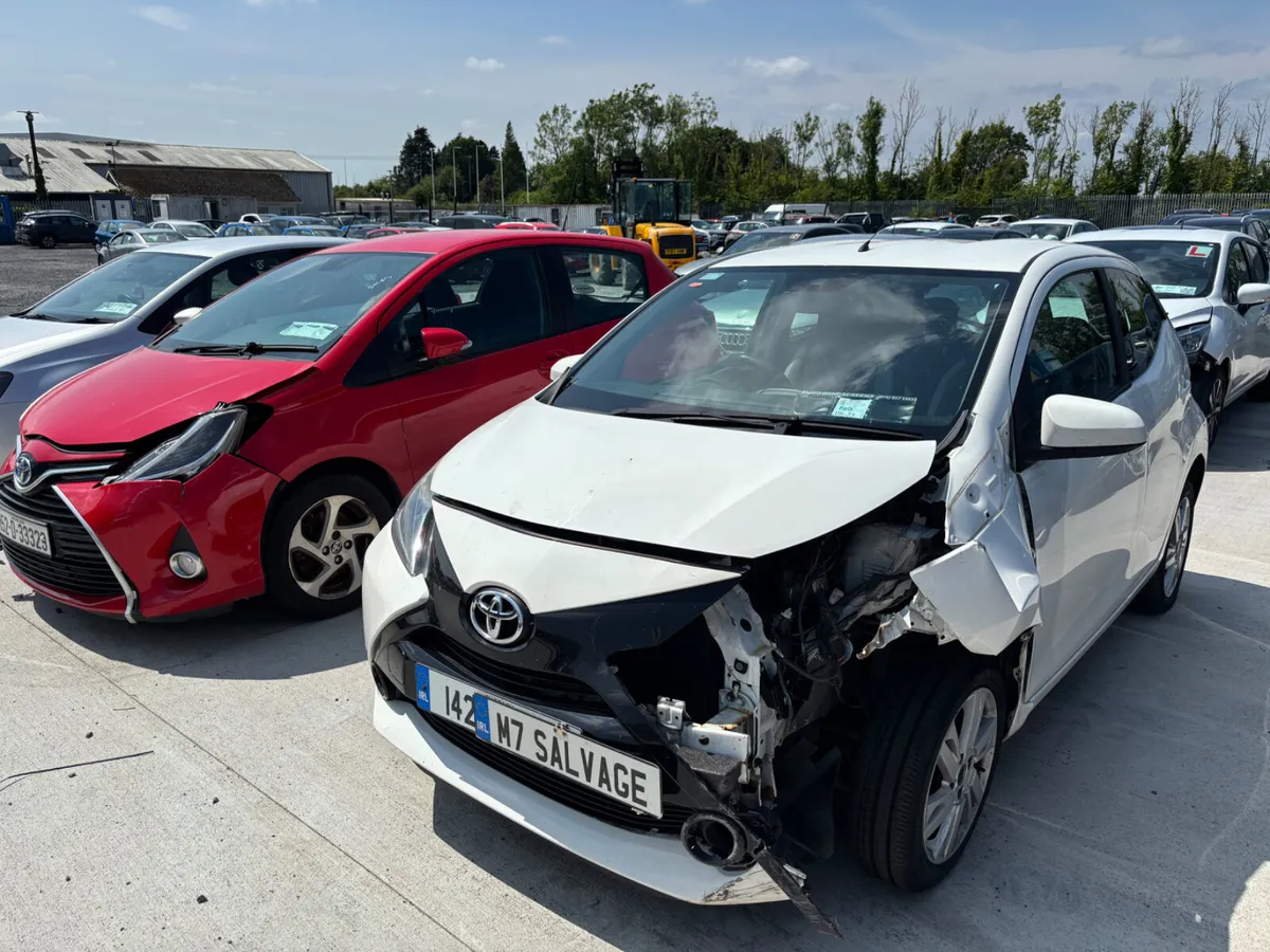 14 Aygo 1.0 Petrol 160km Starting - Image 2