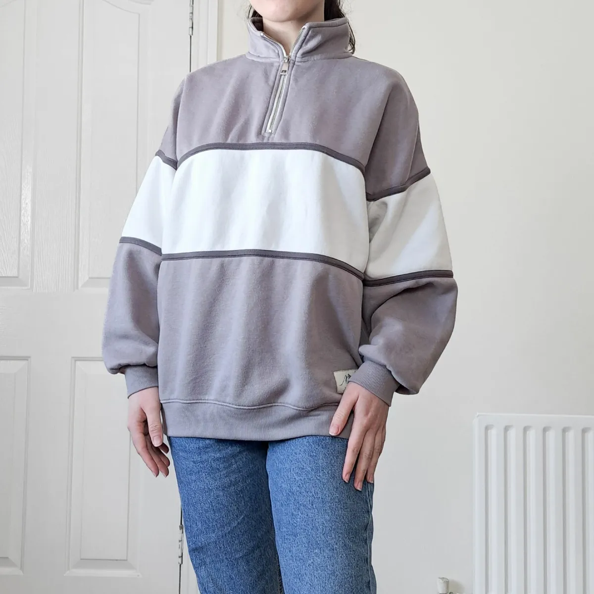 Dunnes Taupe White Half Zip Sweatshirt Size M - Image 2