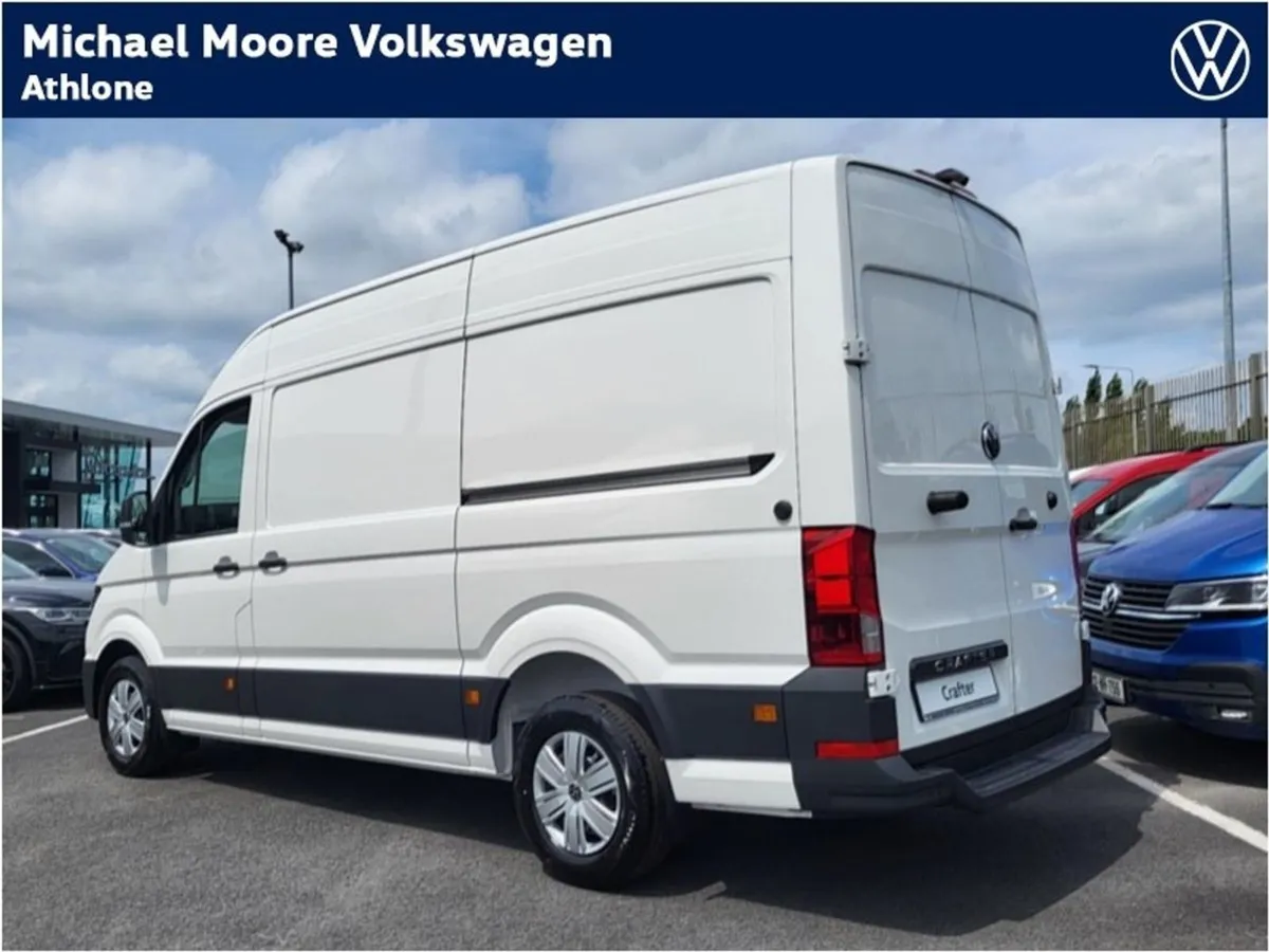 Volkswagen Crafter HL 30mwb 2.0 TDI 140BHP M6F 5DR - Image 3