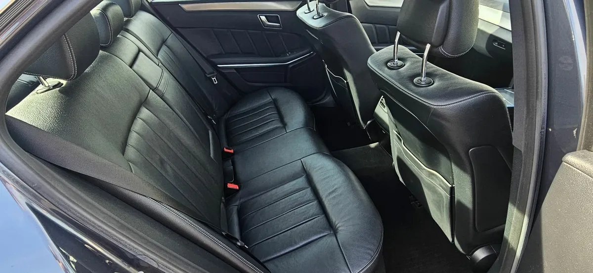 Mercedes-Benz E-Class 2016 - Image 4