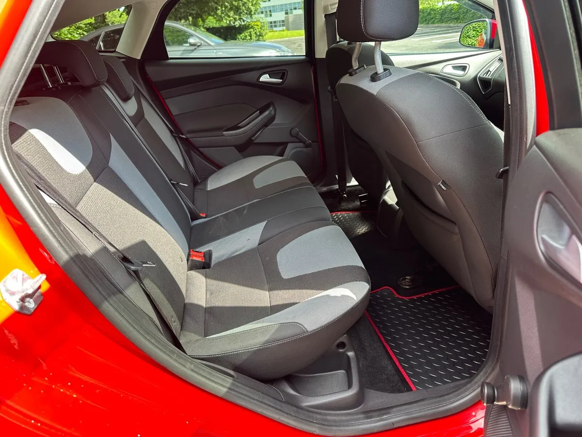 Ford Focus 2013  1.0 ZETEC 5 DR. New NCT - Image 3