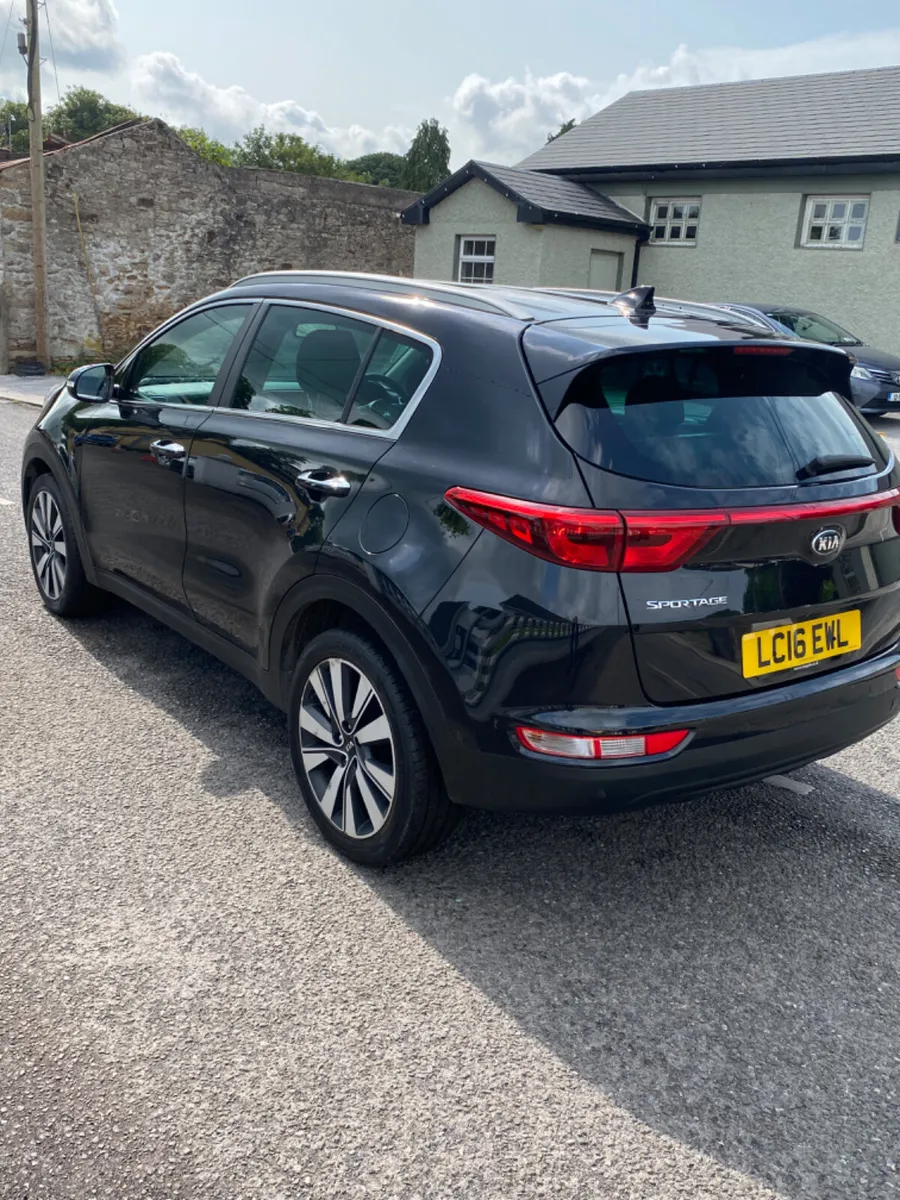 Kia Sportage 2016 - Image 2