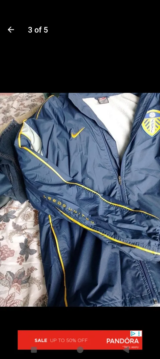 Leeds United coat - Image 3
