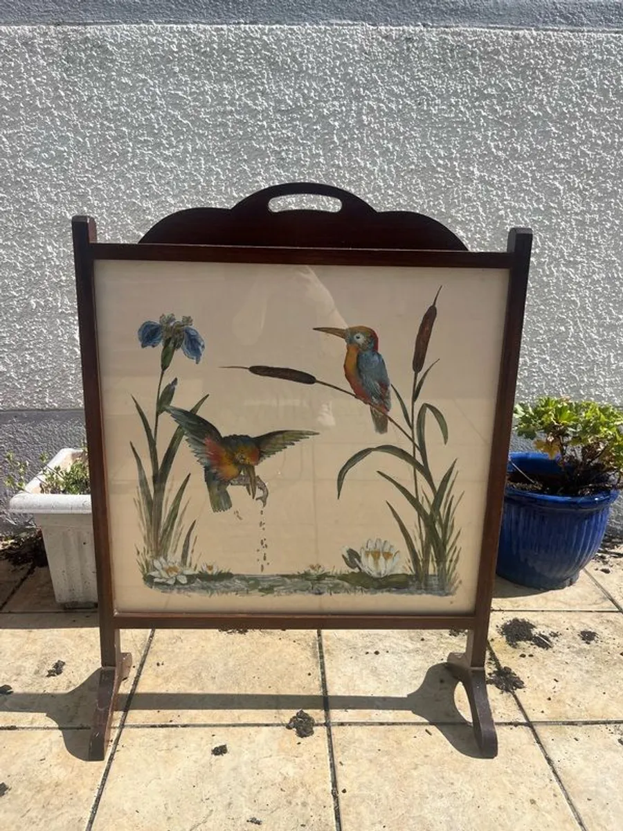 Vintage Glass Fire Screen Hand-Painted Kingfisher Scene - Image 1