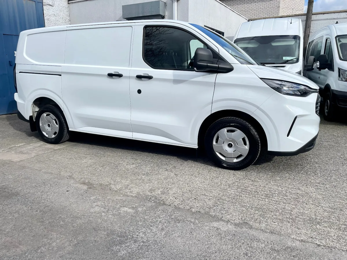 Ford Transit Custom 300S 2.0TDCI 136PS Trend,2024 - Image 2