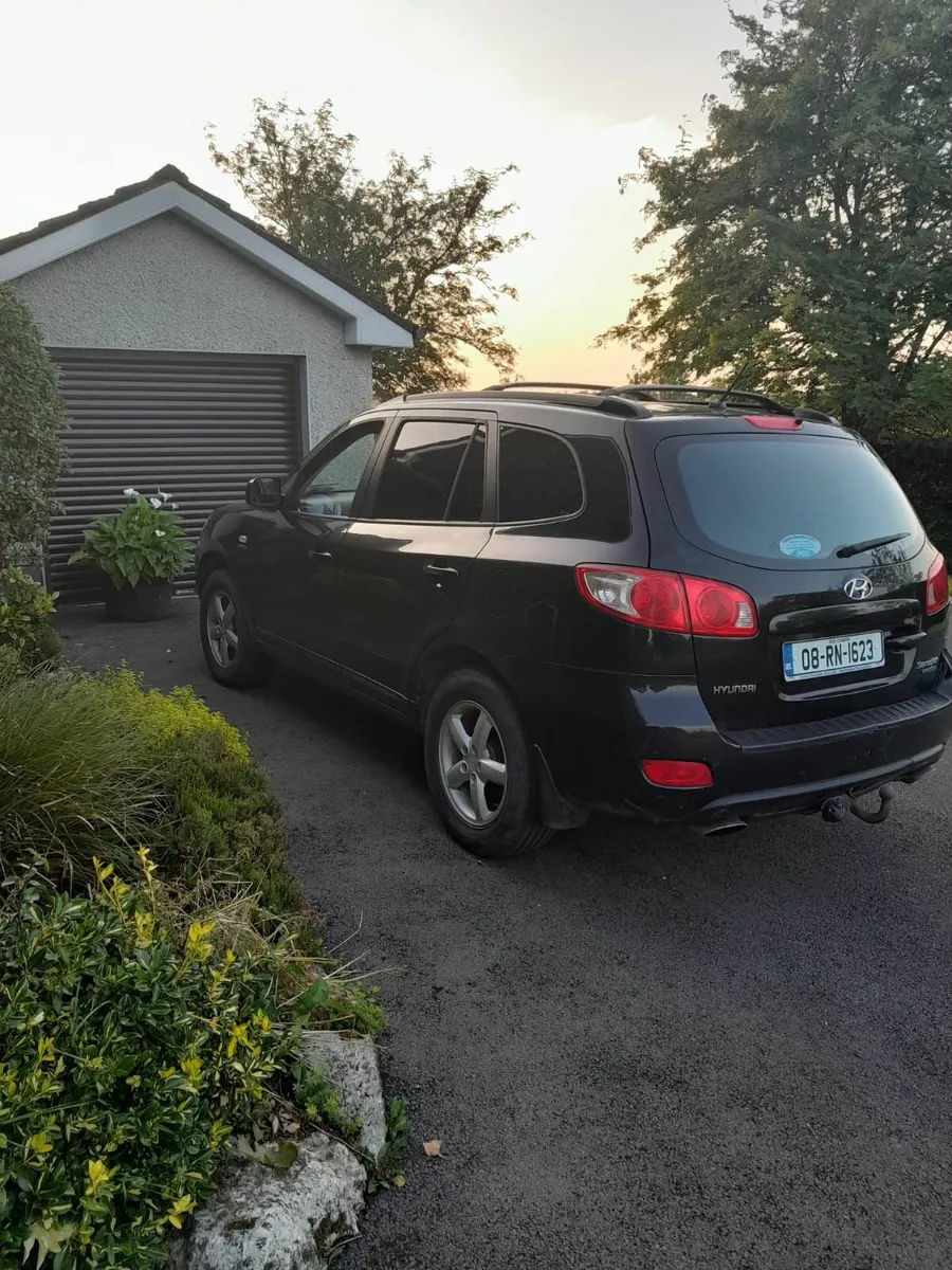Hyundai Santa Fe 2008 - Image 3