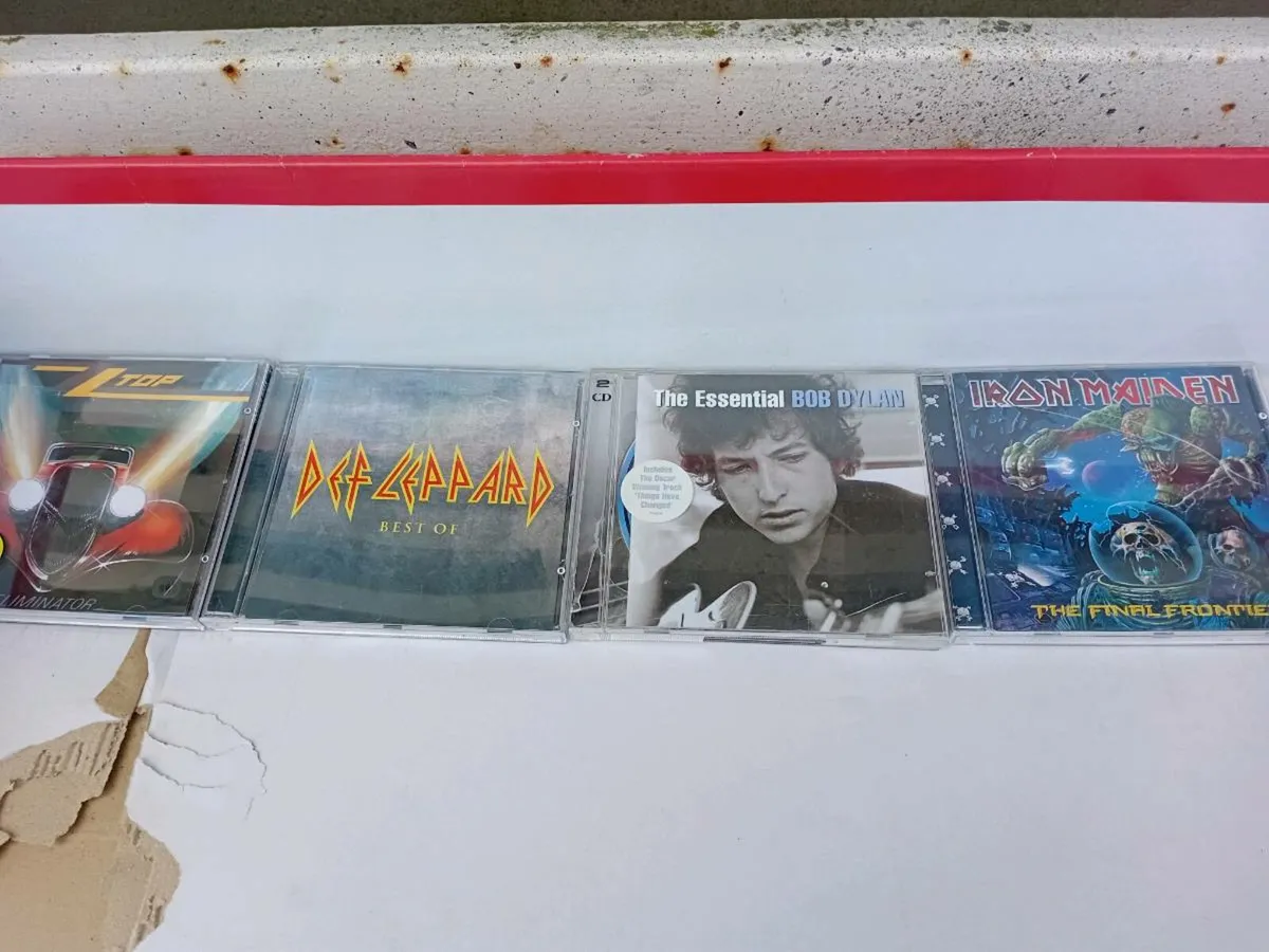Cds - Image 1